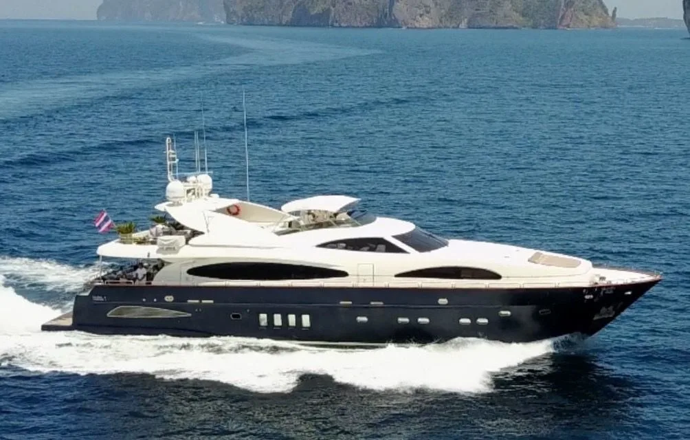 Astondoa — 104ft Astondoa GLX