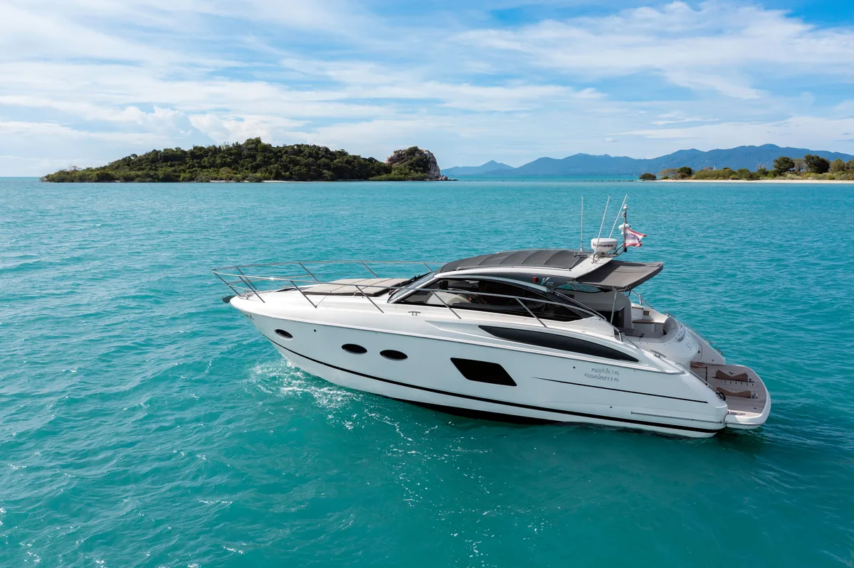 Moondancer — 42ft Princess Yacht Charter Koh Samui to Koh Phangan